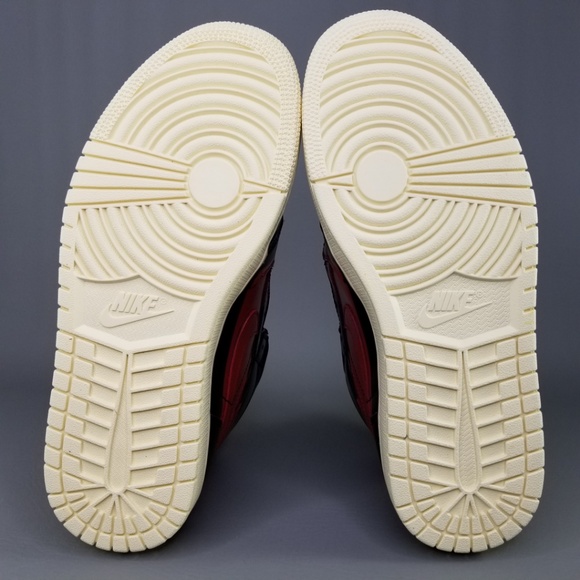 Nike Air Jordan 1 High OG Defiant Couture Size 8.5 - Picture 5 of 8